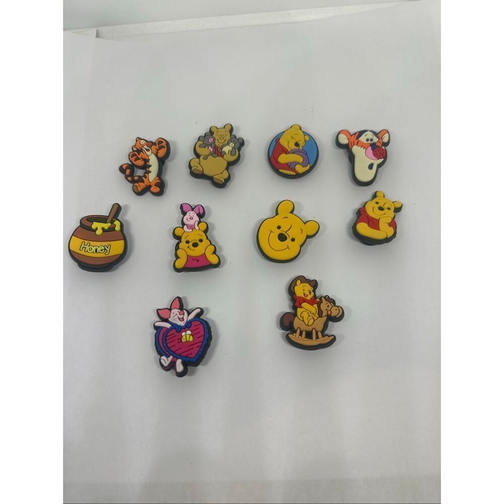 Set of 10 Winnie the Pooh Shoe Charms / Bag Charms – Pooh, Tigger, Piglet & Frie